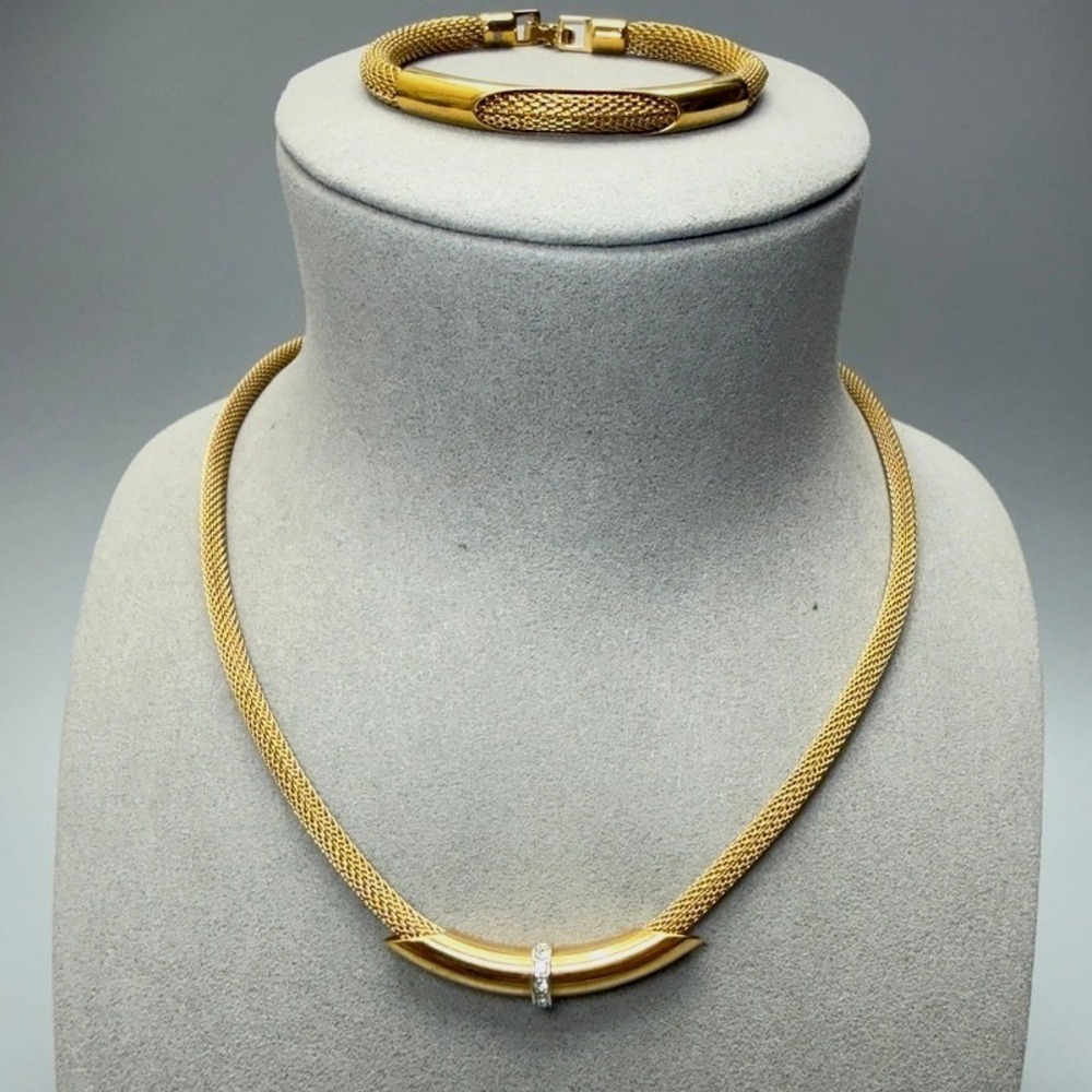 Avon Gold Tone Mesh Necklace 17" and Bracelet 6.5" Set Rhinestone Center Chic